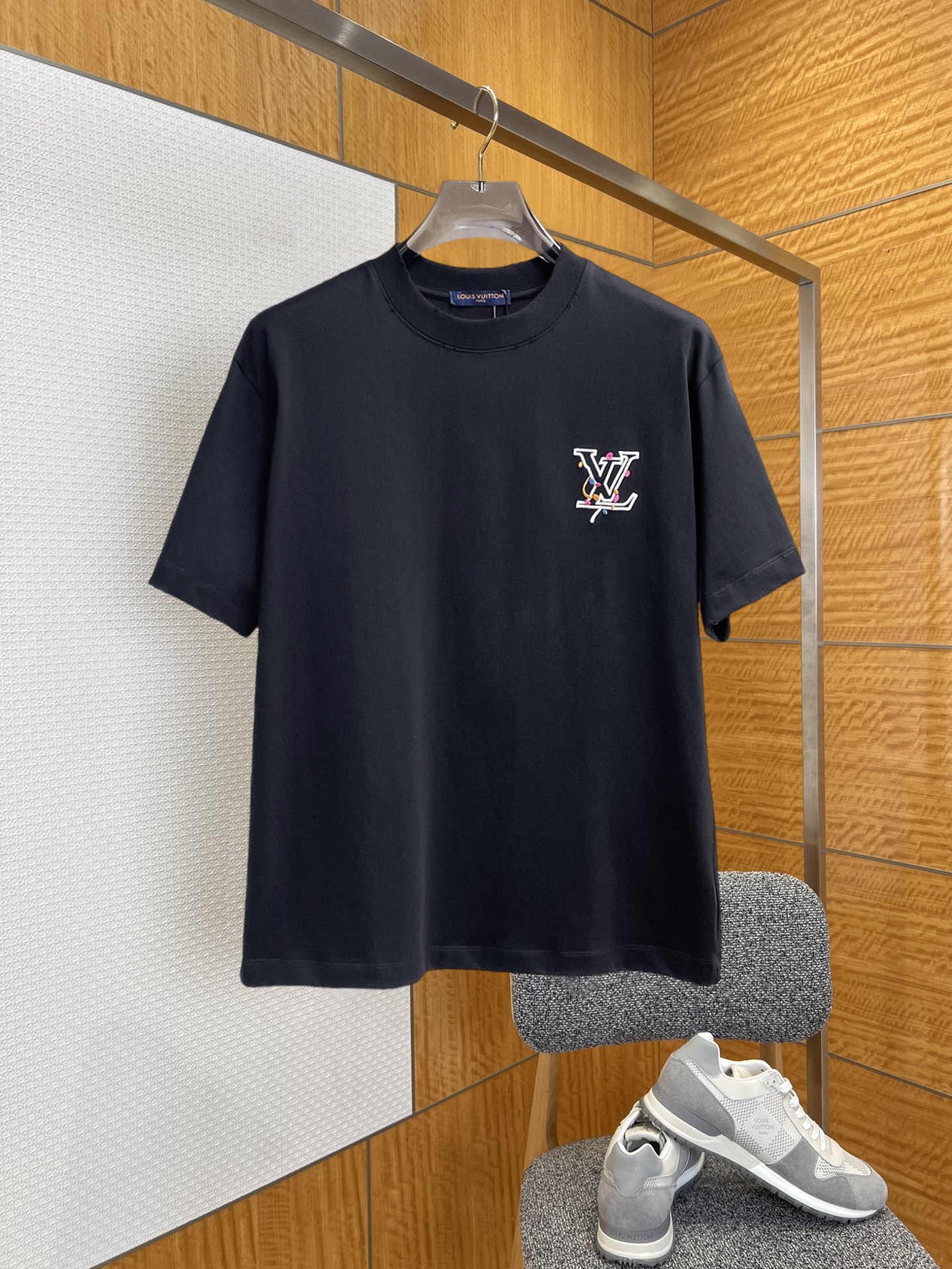 short sleeves